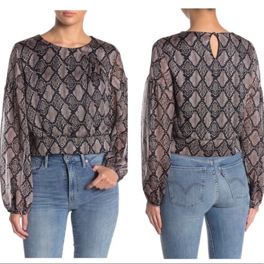 19 Cooper Nordstrom’s Rack Foil Snake Banded Waist Blouse size M